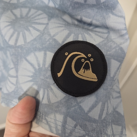 ⭐️Quiksilver Highline Blue Patterned BoardShorts Size 34 - Picture 4 of 9